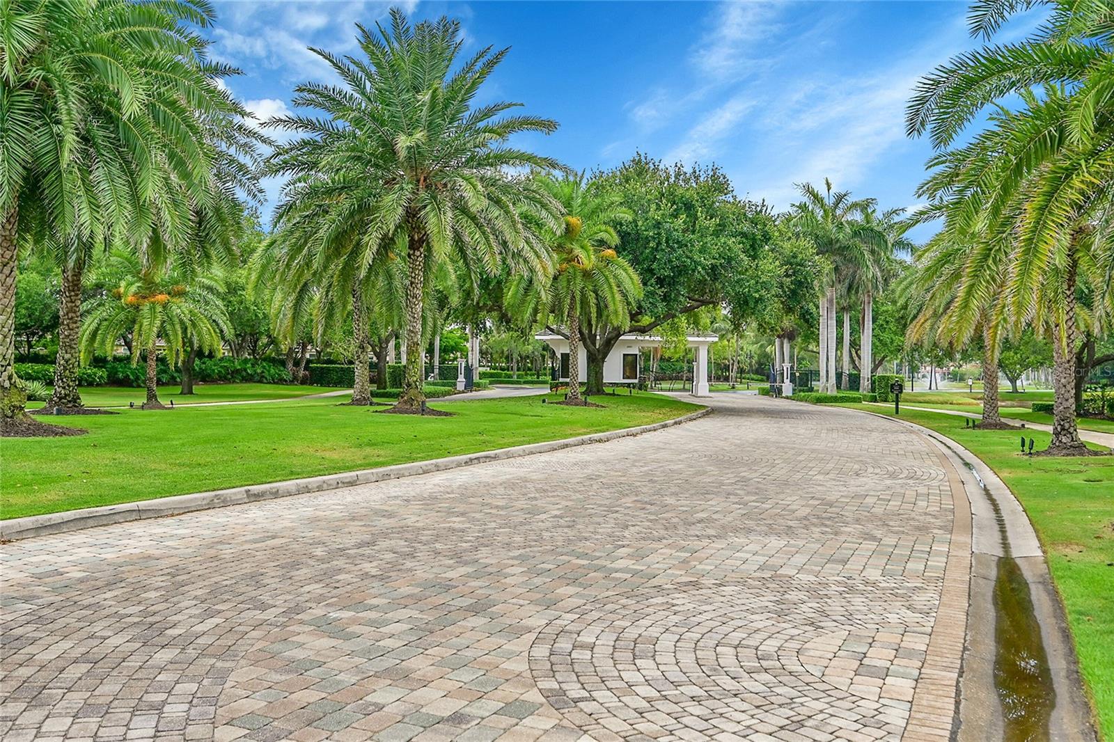 C7514589 Property Photo 45