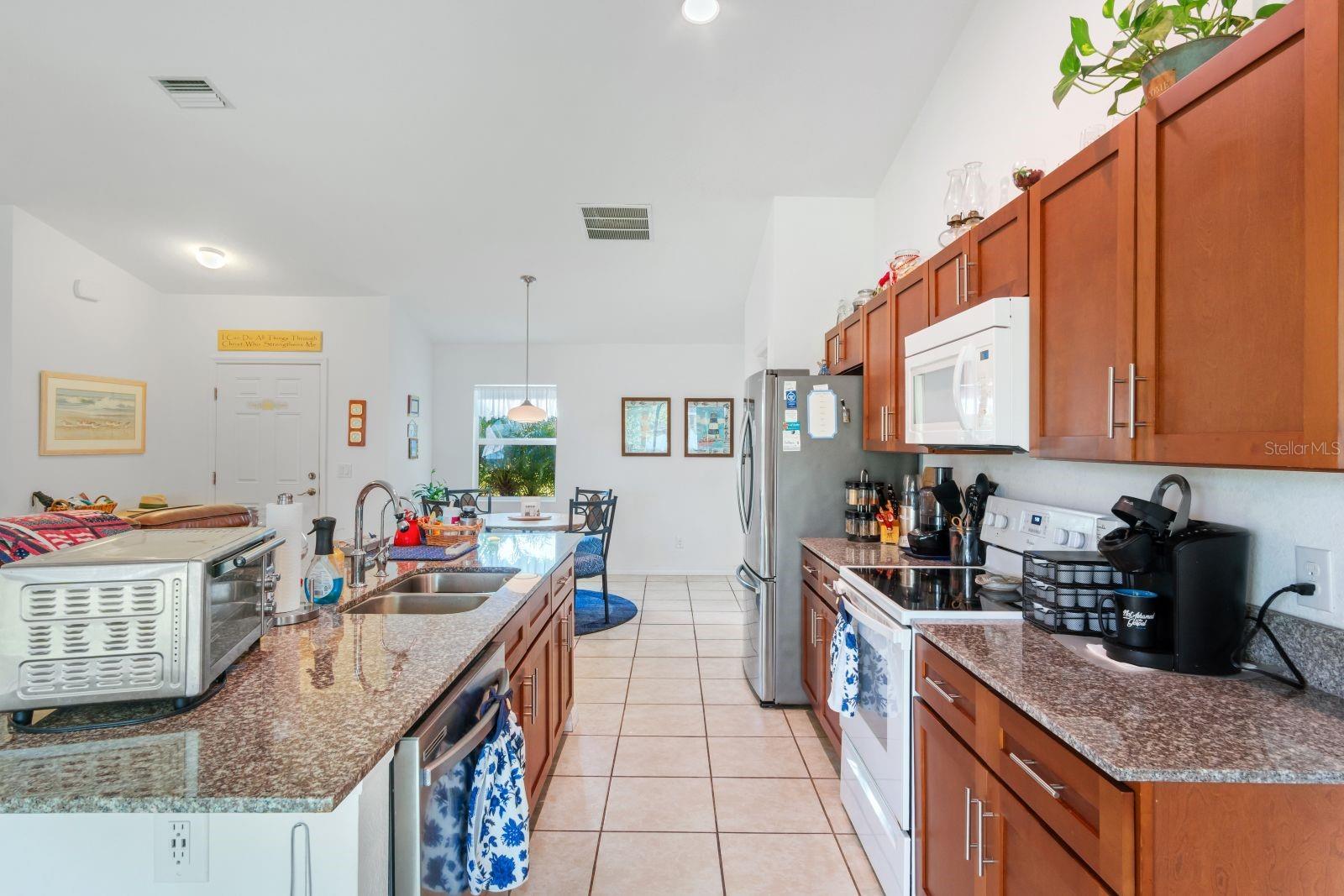 8232 Wawana Rd Property Photo 8