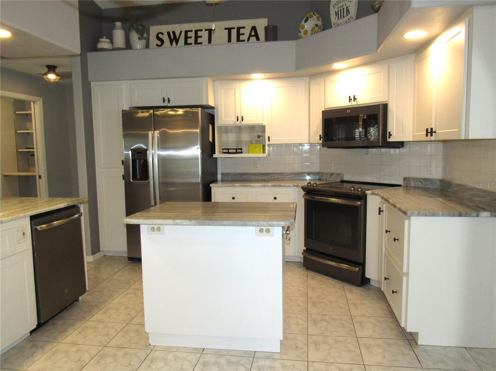 23081 Ambassador Ave Property Photo 10
