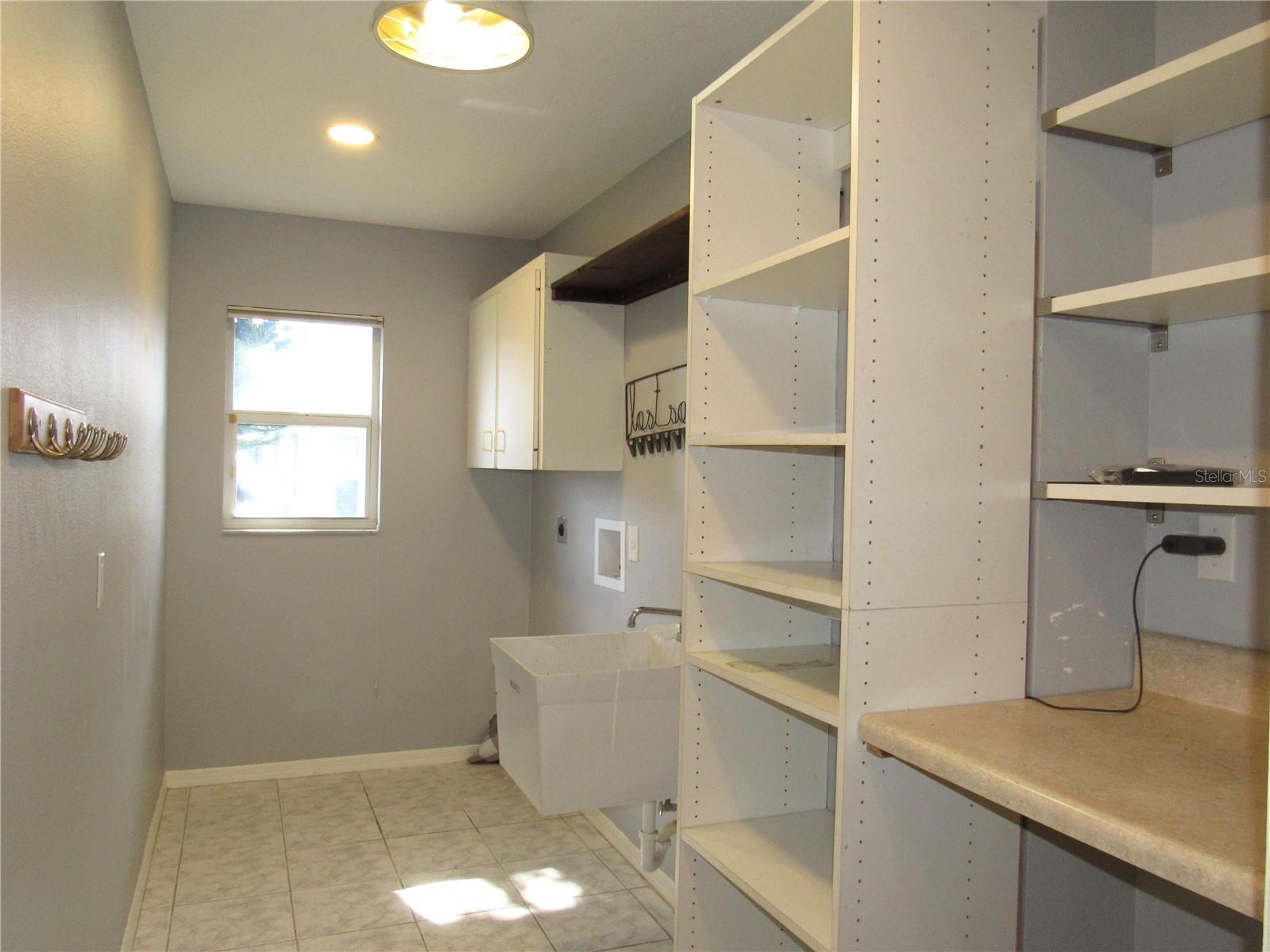 23081 Ambassador Ave Property Photo 27