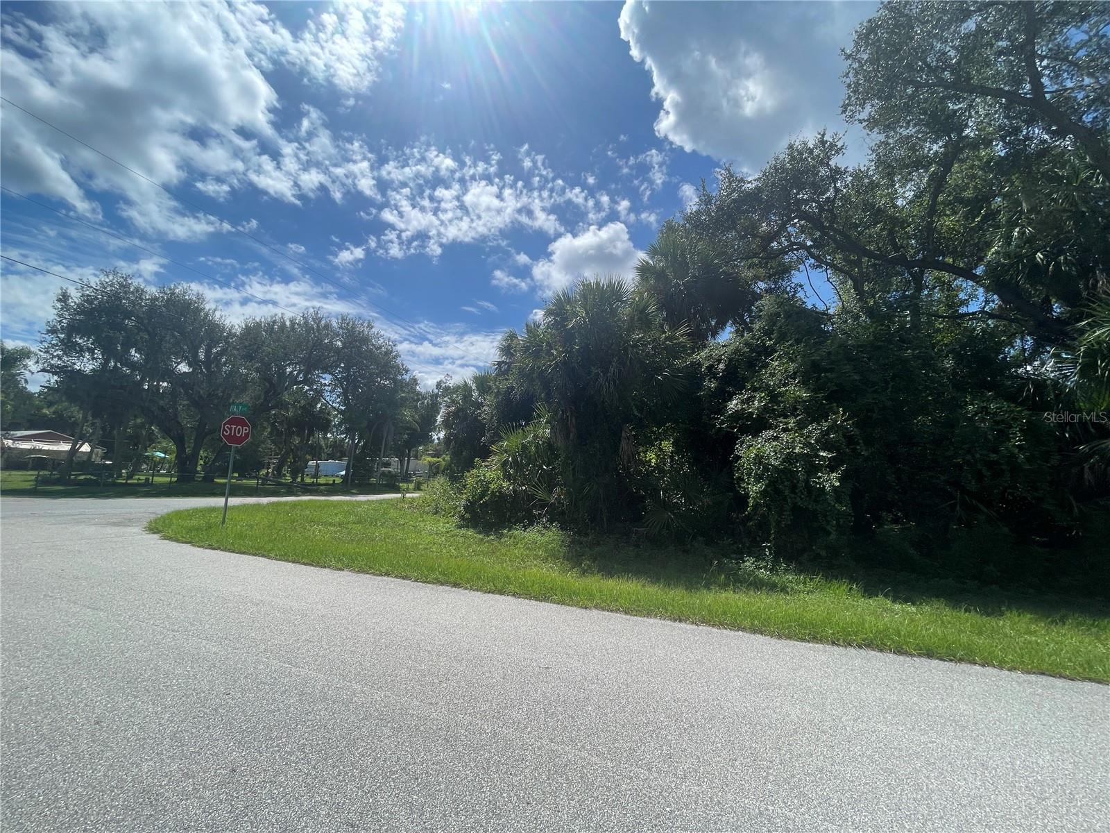 Snyder (lot 6 Block 1019) St Property Photo 11