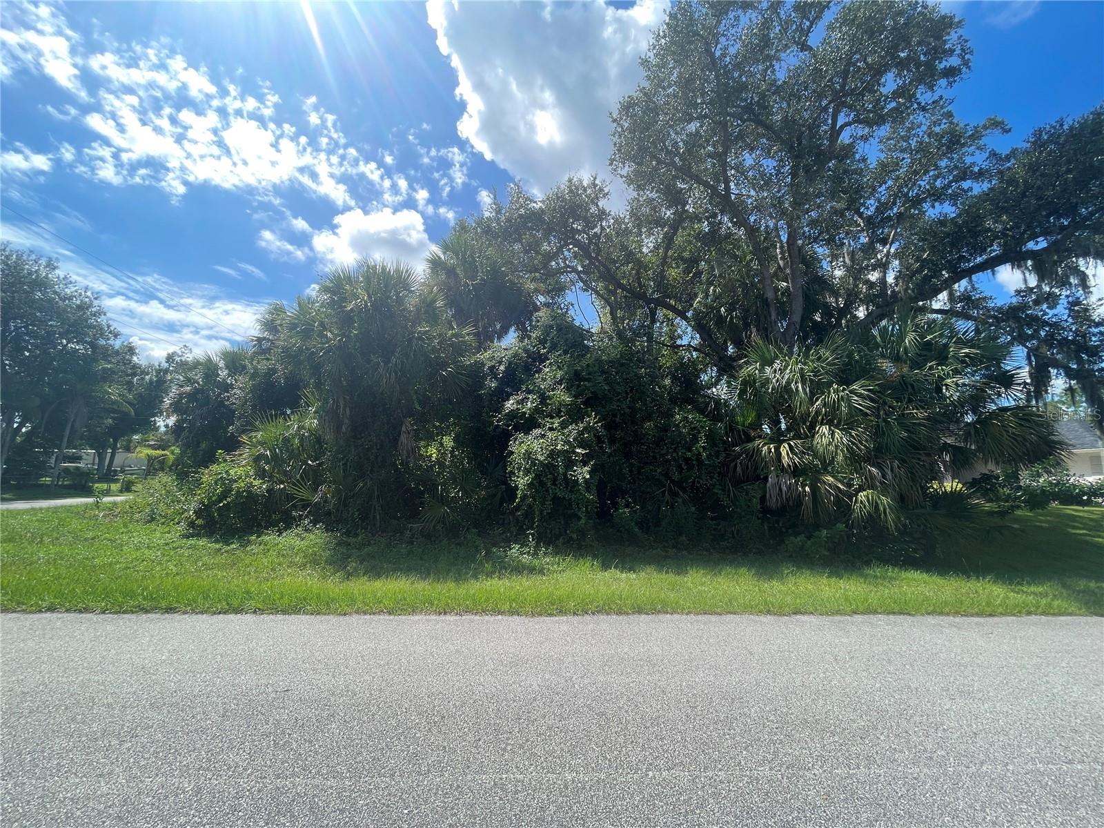 Snyder (lot 6 Block 1019) St Property Photo 12