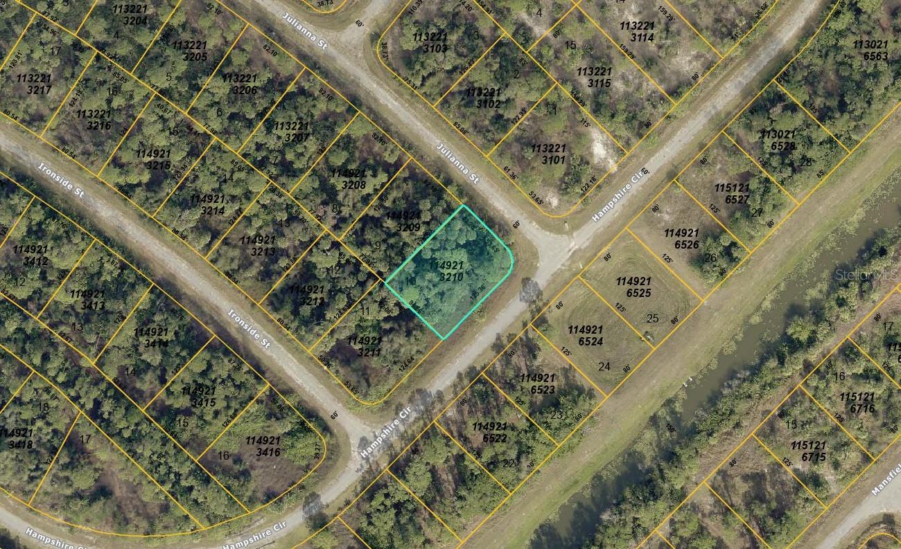 Hampshire Cir Property Photo 2