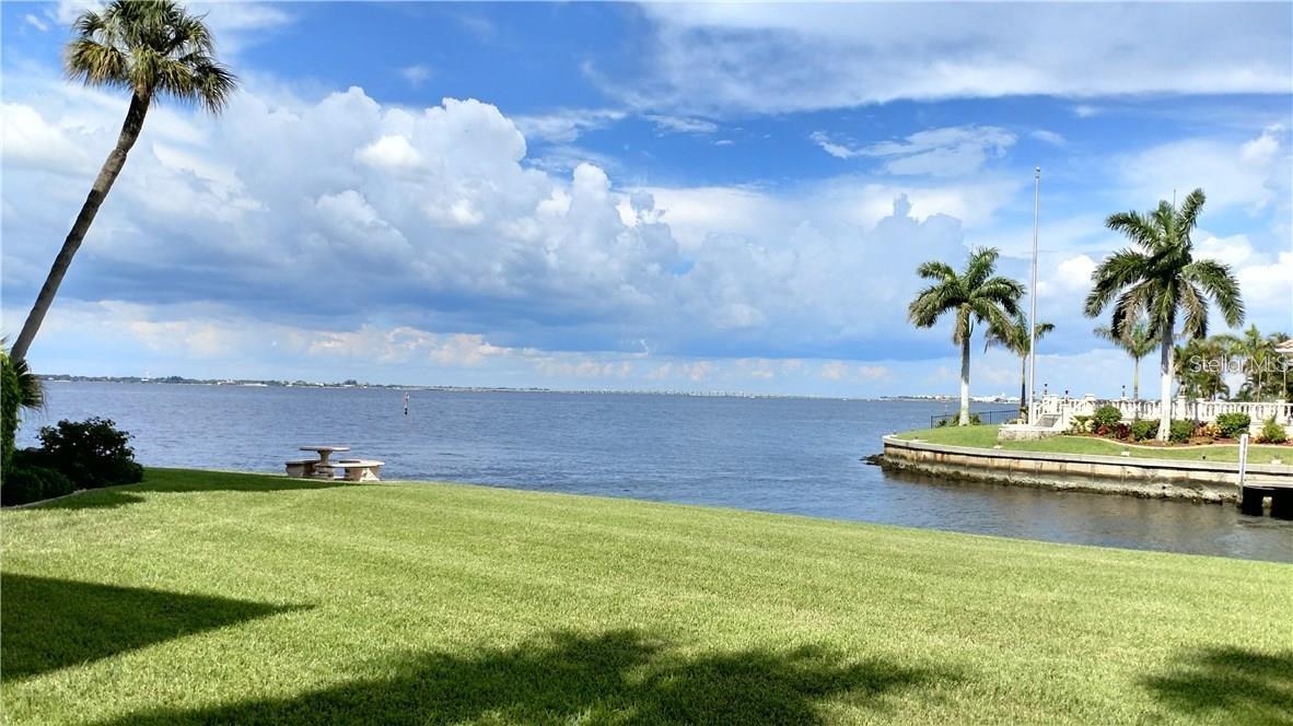 1 COLONY POINT DR #A5 Property Photo 1