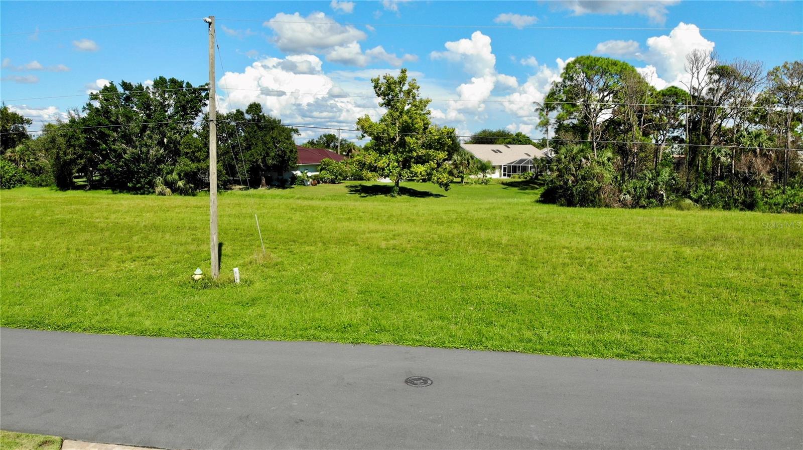 17512 Cuillagan Ct Property Photo 51