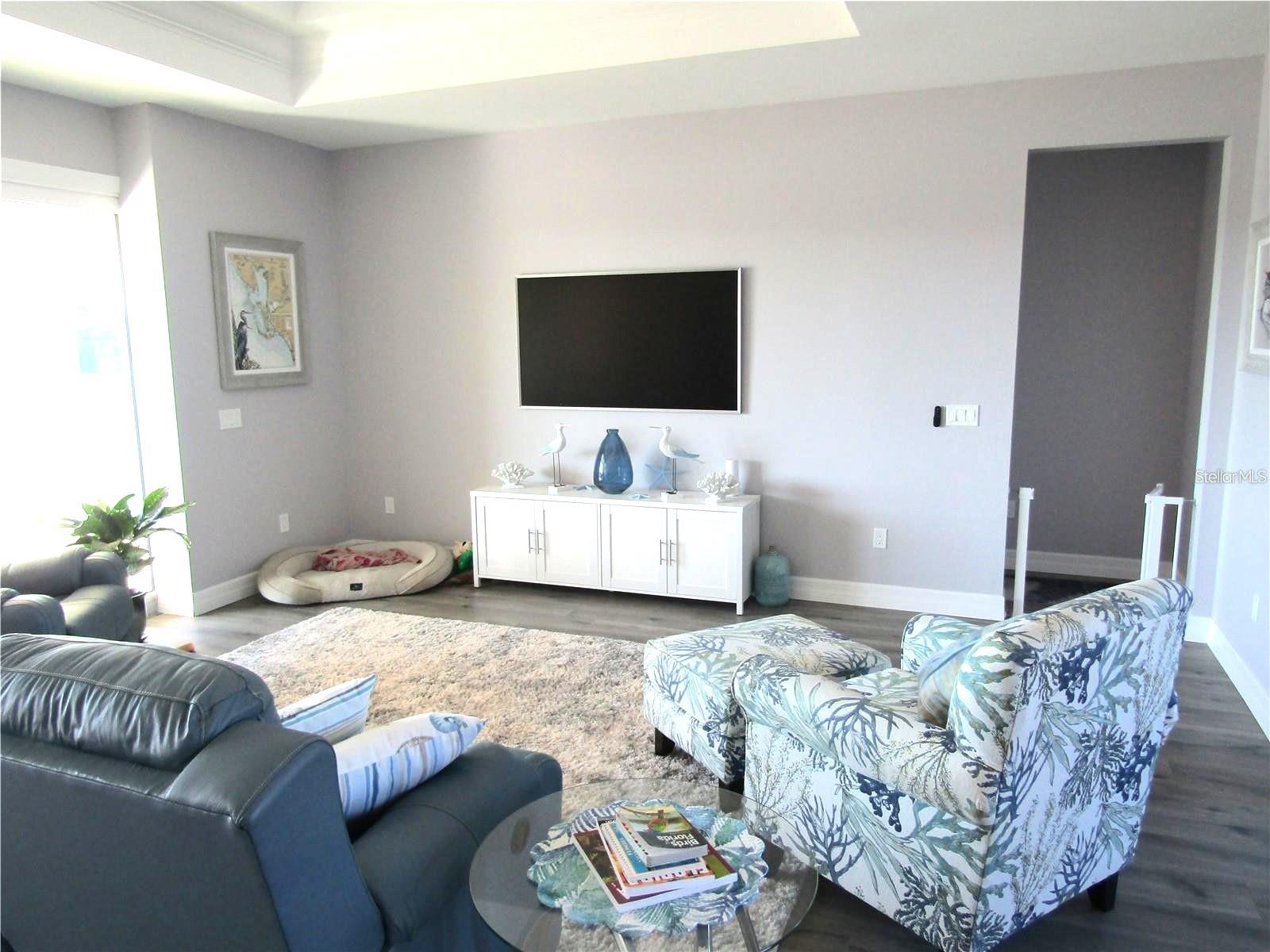2064 Little Pine Circle Property Photo 4