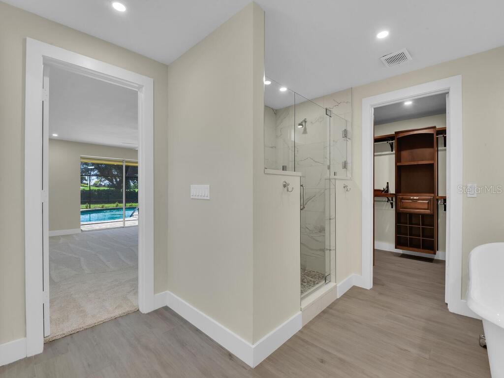 491 Cypress Way E Property Photo 25