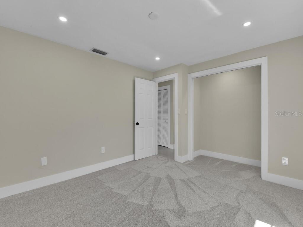 491 Cypress Way E Property Photo 29