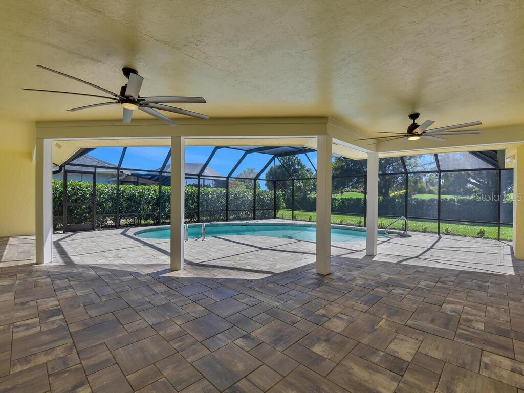 491 Cypress Way E Property Photo 36
