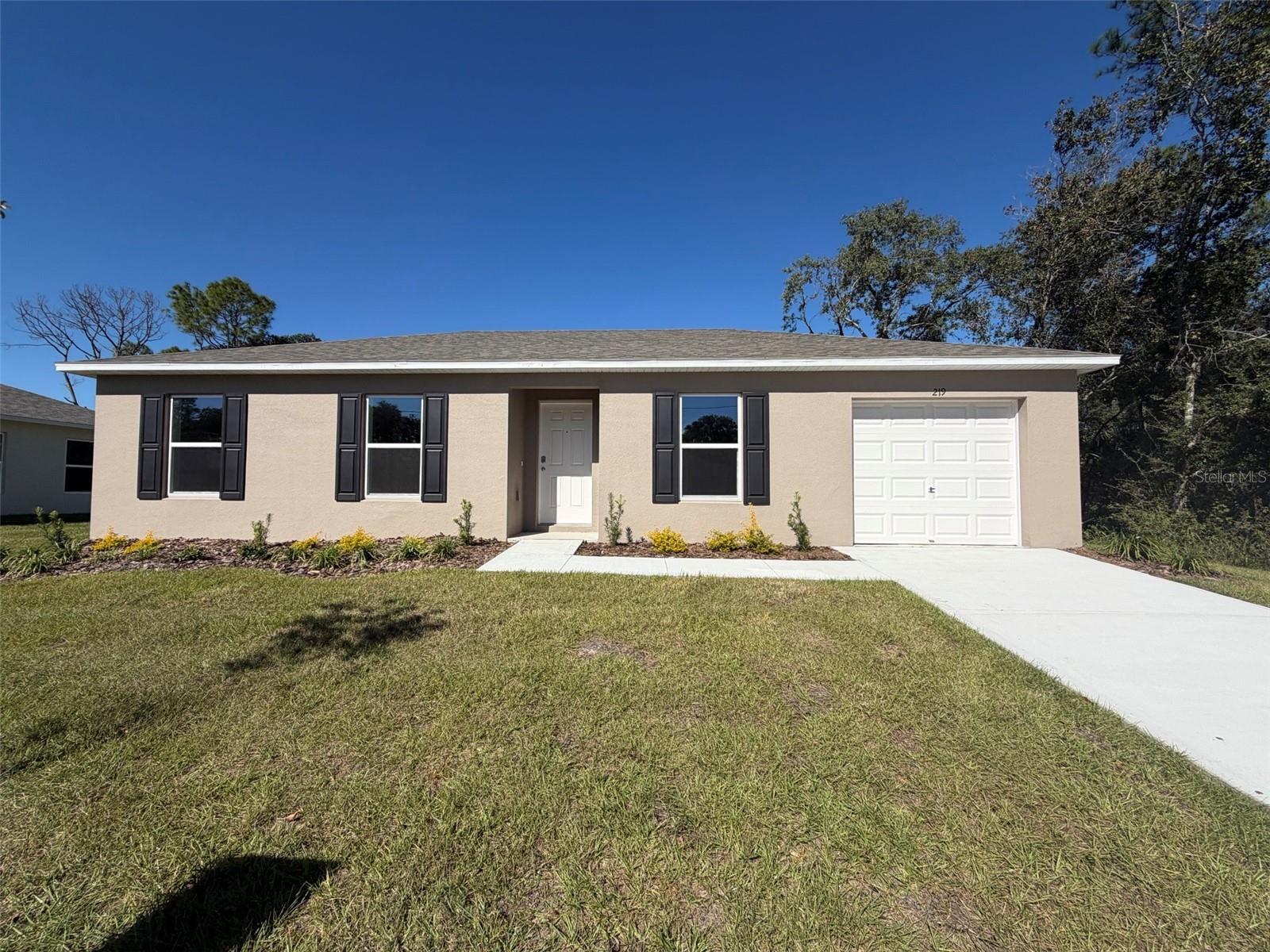 219 SPOONBILL LN Property Photo 1