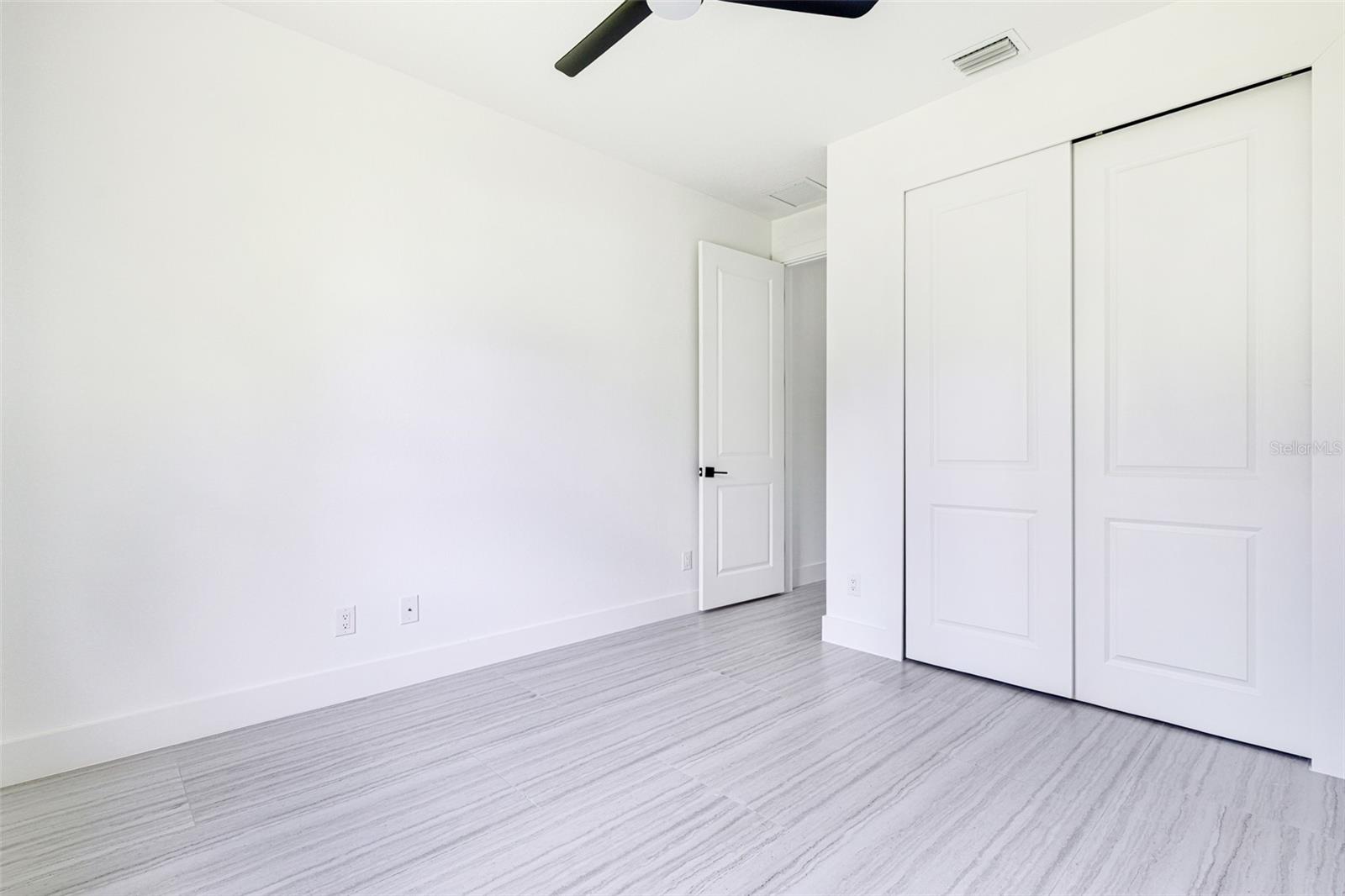 17196 Glenview Ave Property Photo 31