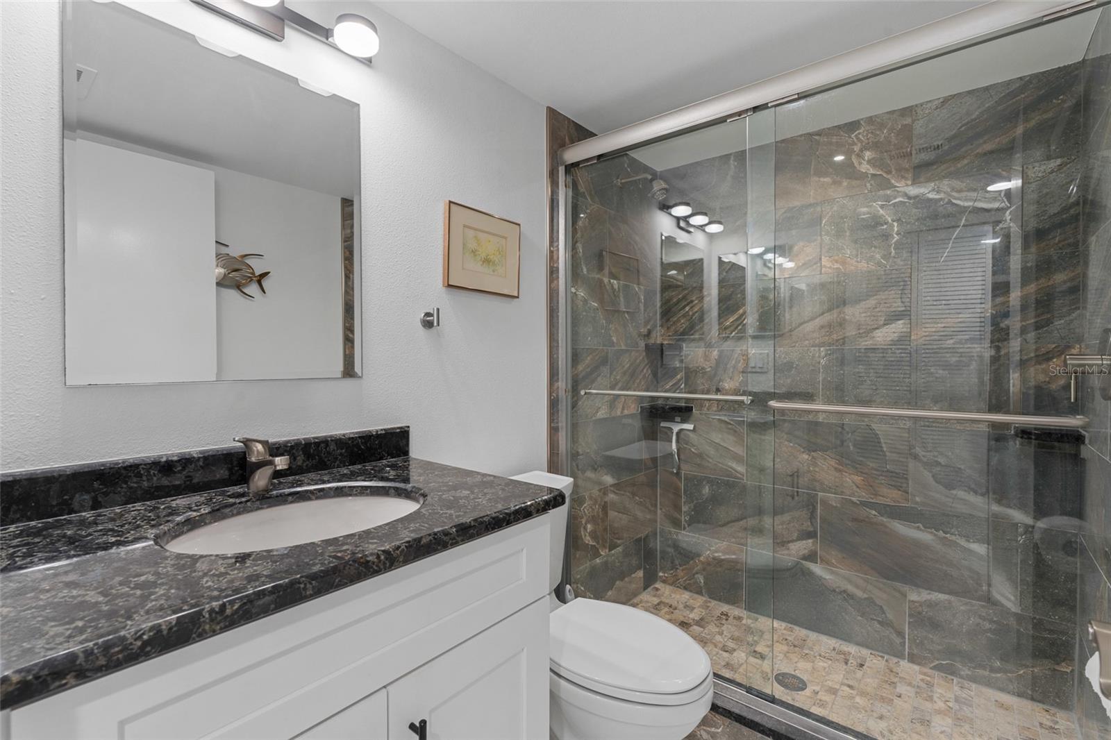 14770 Eagle Ridge Dr #112 Property Photo 17