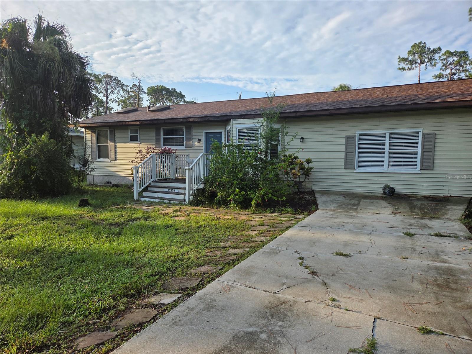 17455 Masten Ave Property Photo 1