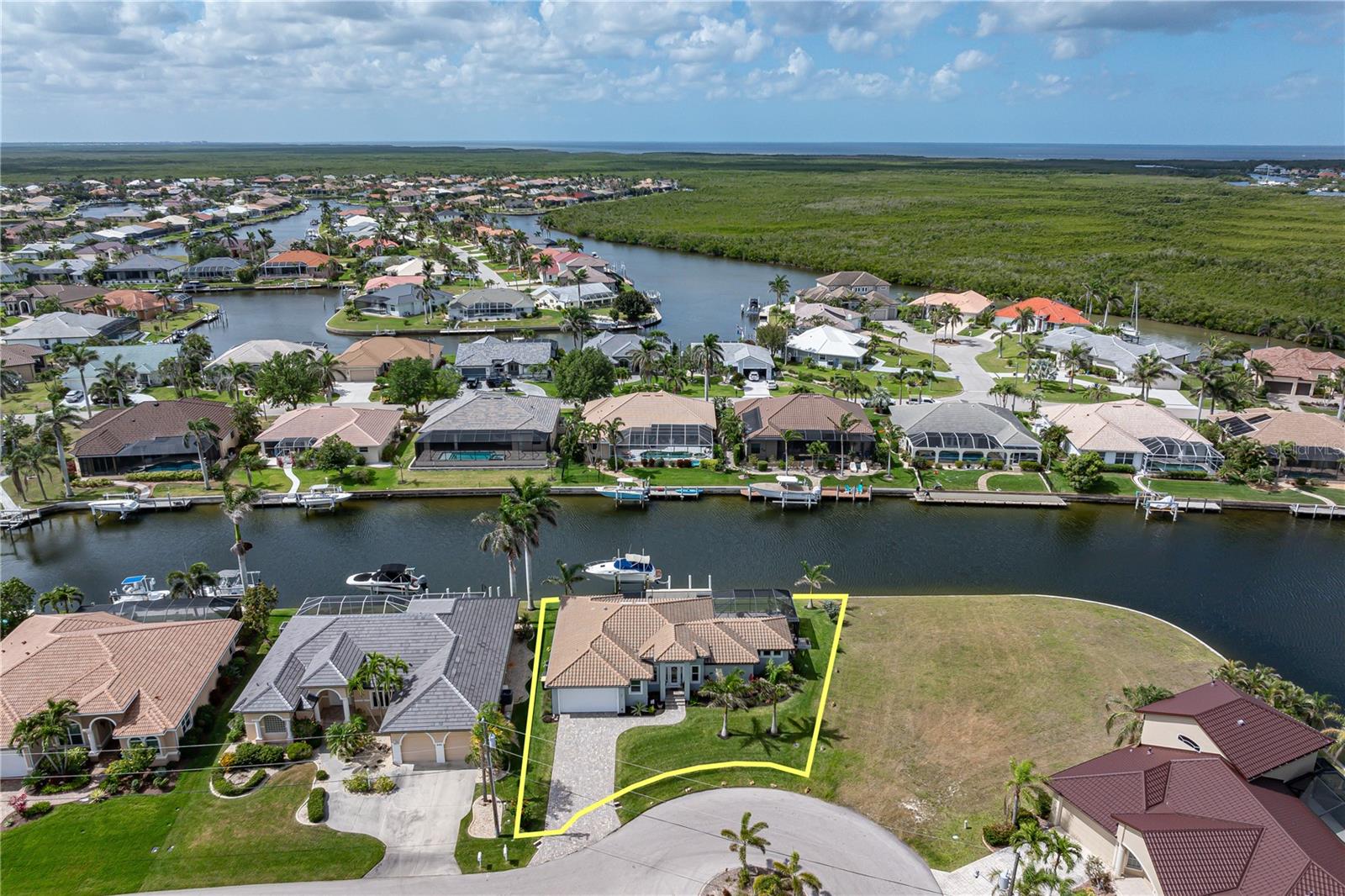 571 Port Bendres Dr Property Photo 1