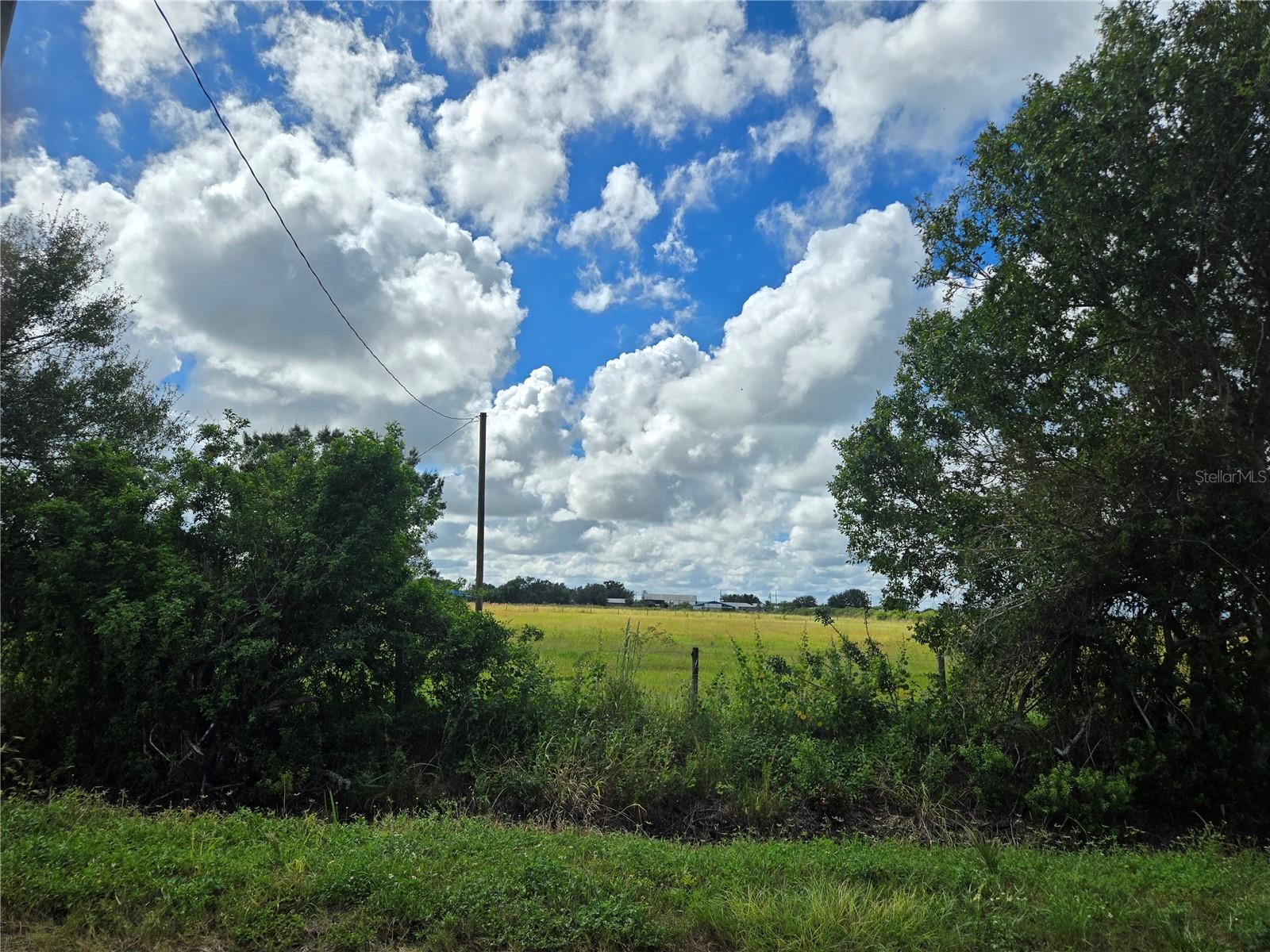 Se Piggy Back Rd Property Photo 1