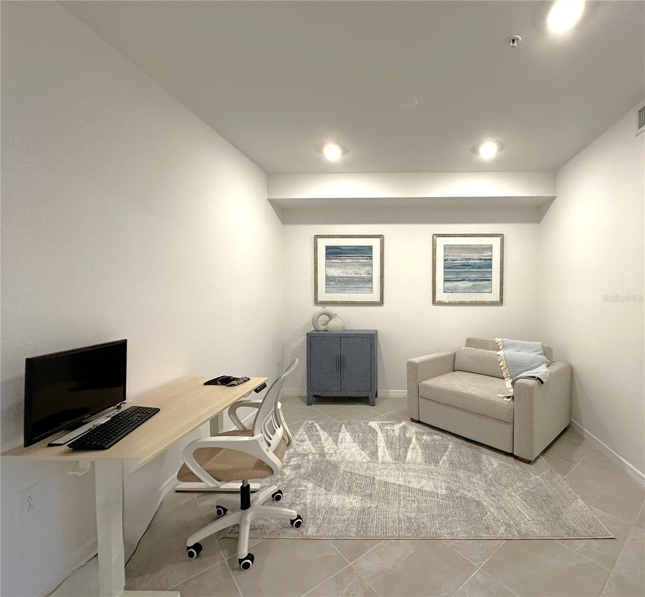 14221 Heritage Landing Blvd #2017 Property Photo 24