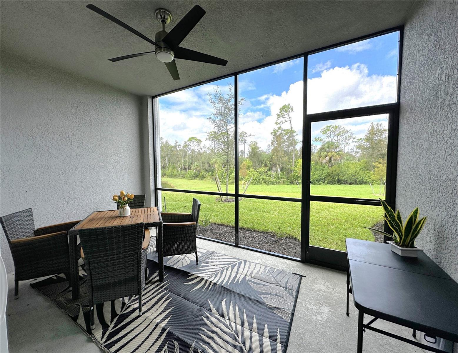 14221 Heritage Landing Blvd #2017 Property Photo 26