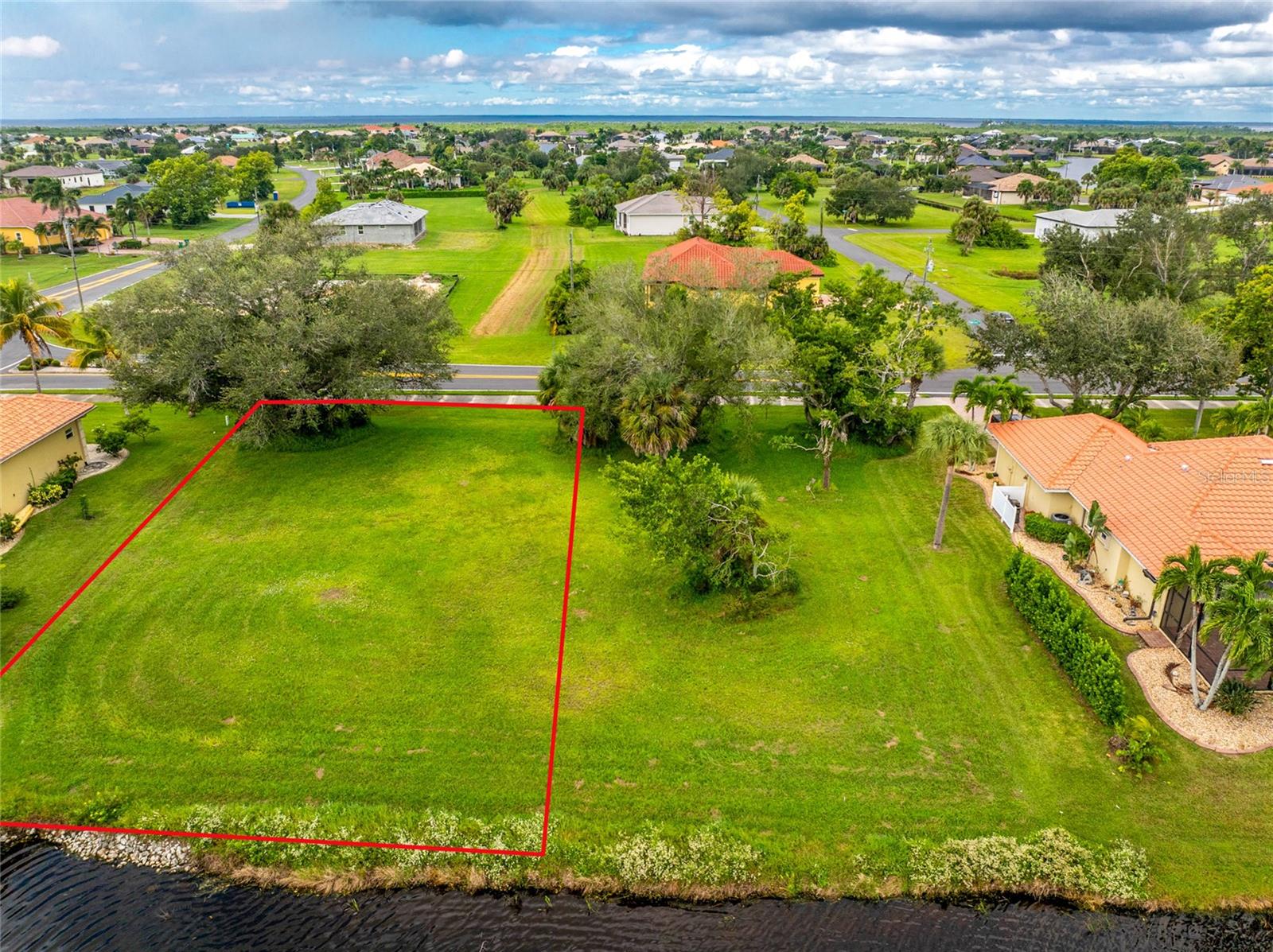 17204 Cape Horn Blvd Property Photo 23