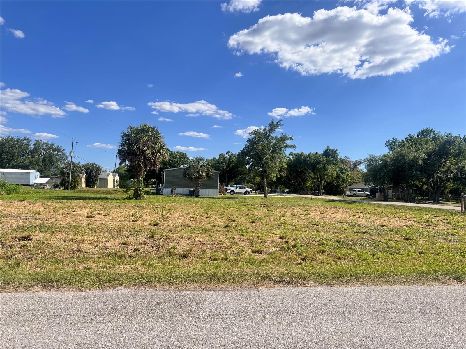 5384 N Wilson Dr Property Photo 8