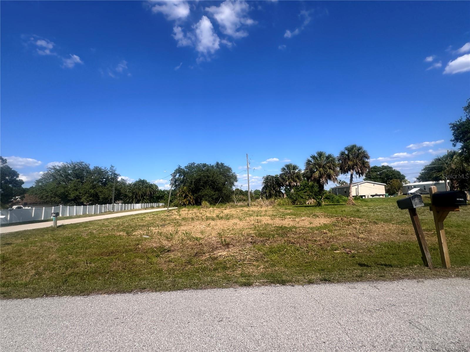 5384 N Wilson Dr Property Photo 28