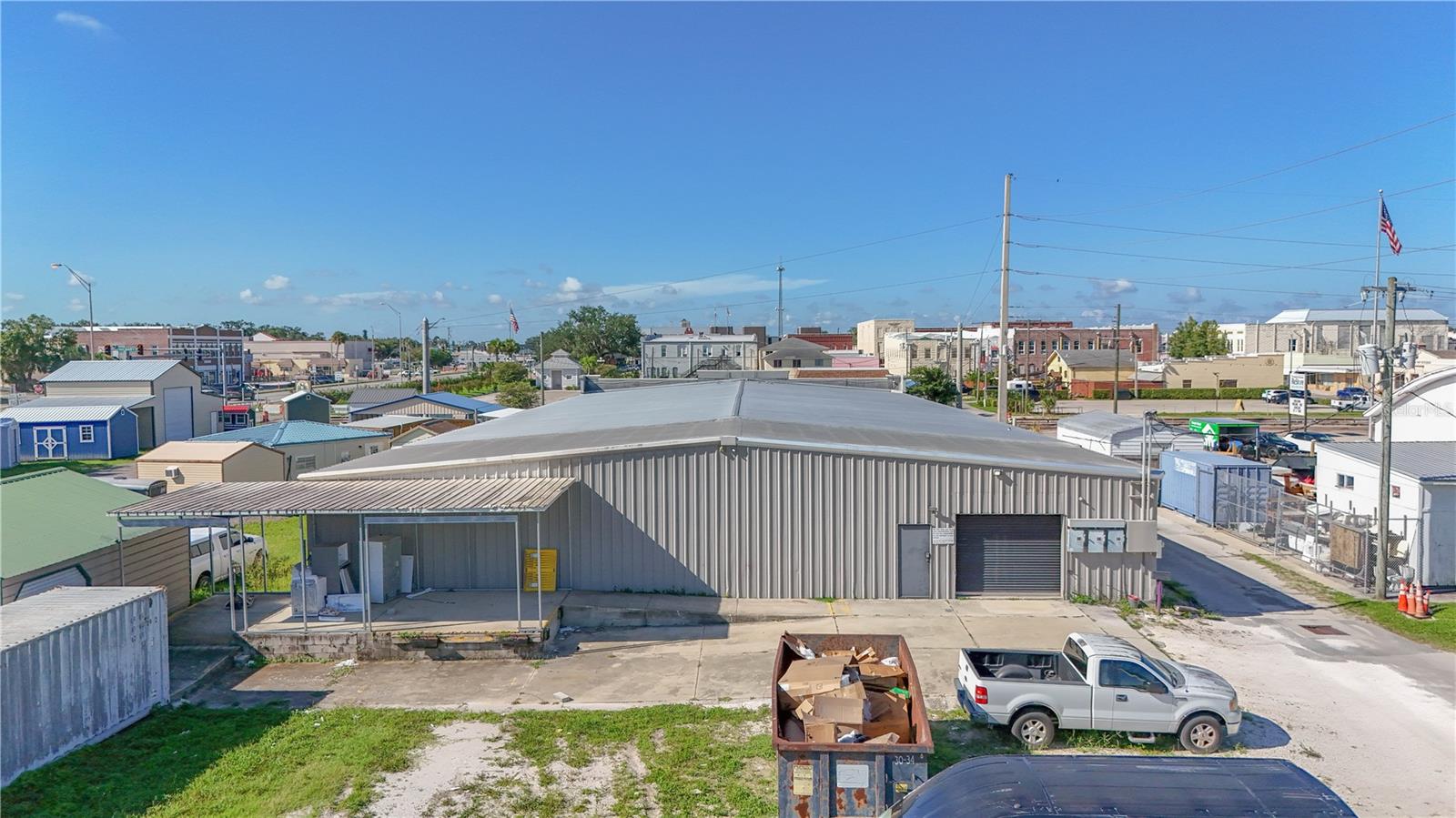 14 W Hickory St Property Photo 4