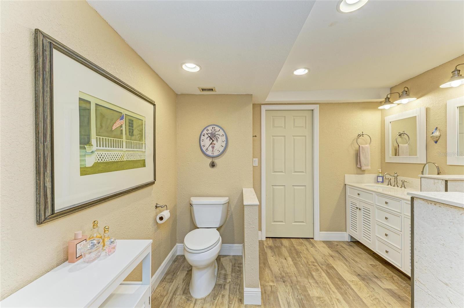 3240 Southshore Dr #44c Property Photo 16