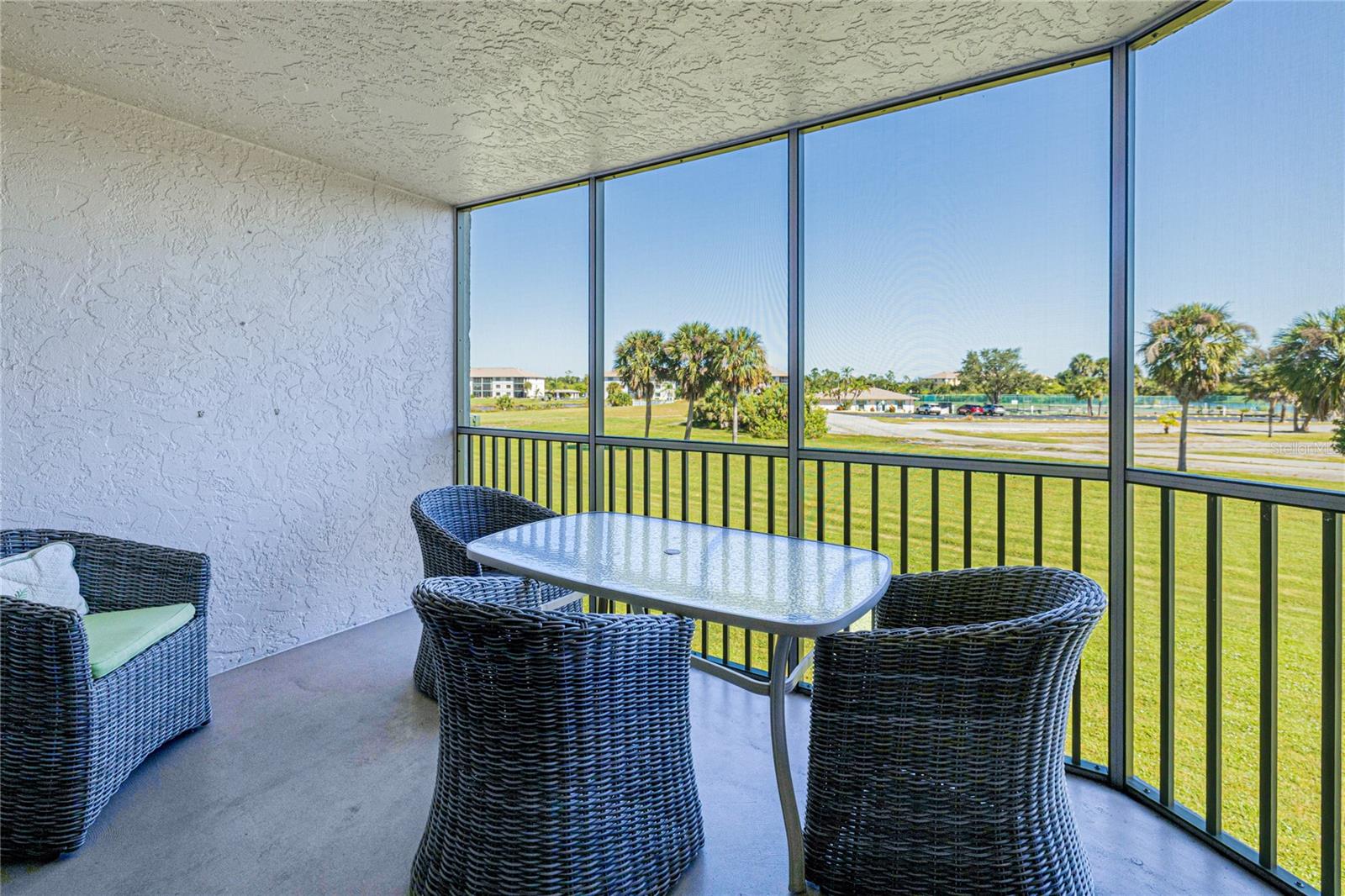 175 Kings Hwy #225 (b5) Property Photo 6