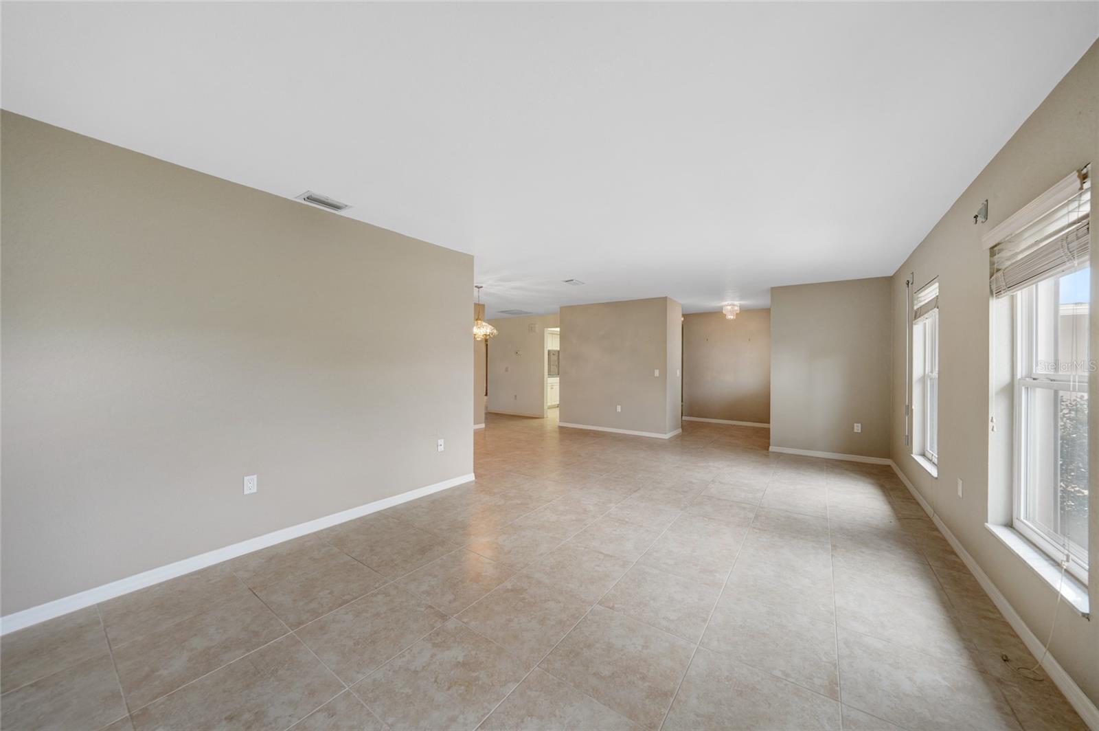 931 Bal Harbor Blvd Property Photo 8
