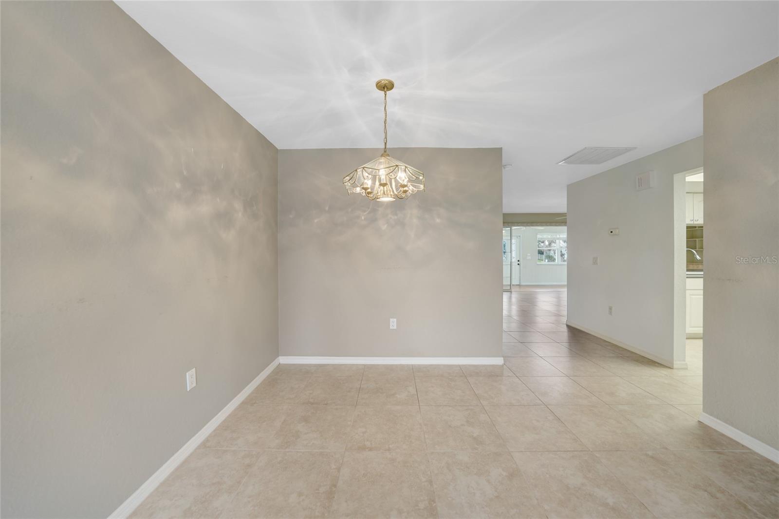 931 Bal Harbor Blvd Property Photo 10