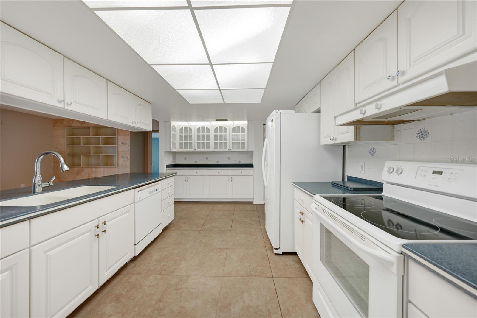 931 Bal Harbor Blvd Property Photo 13