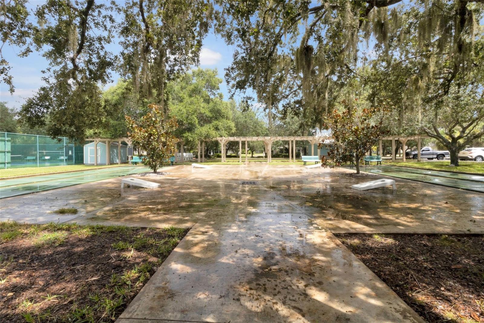 1350 Old Oak Trl Property Photo 66