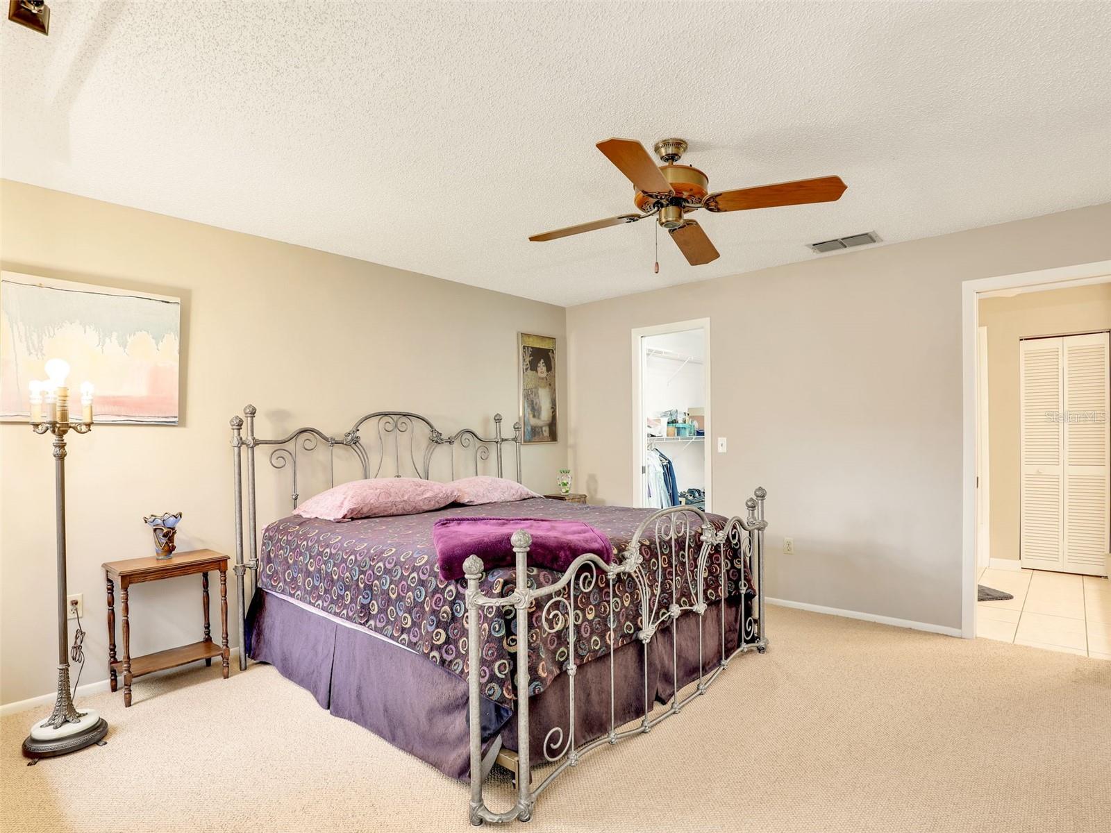 623 Oak Hill Cir #28 Property Photo 4