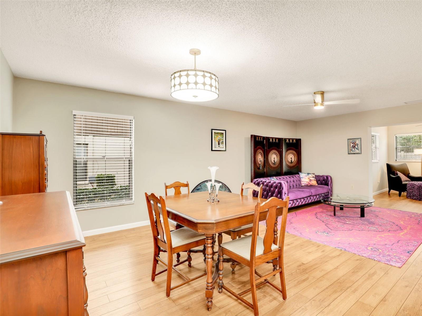 623 Oak Hill Cir #28 Property Photo 12