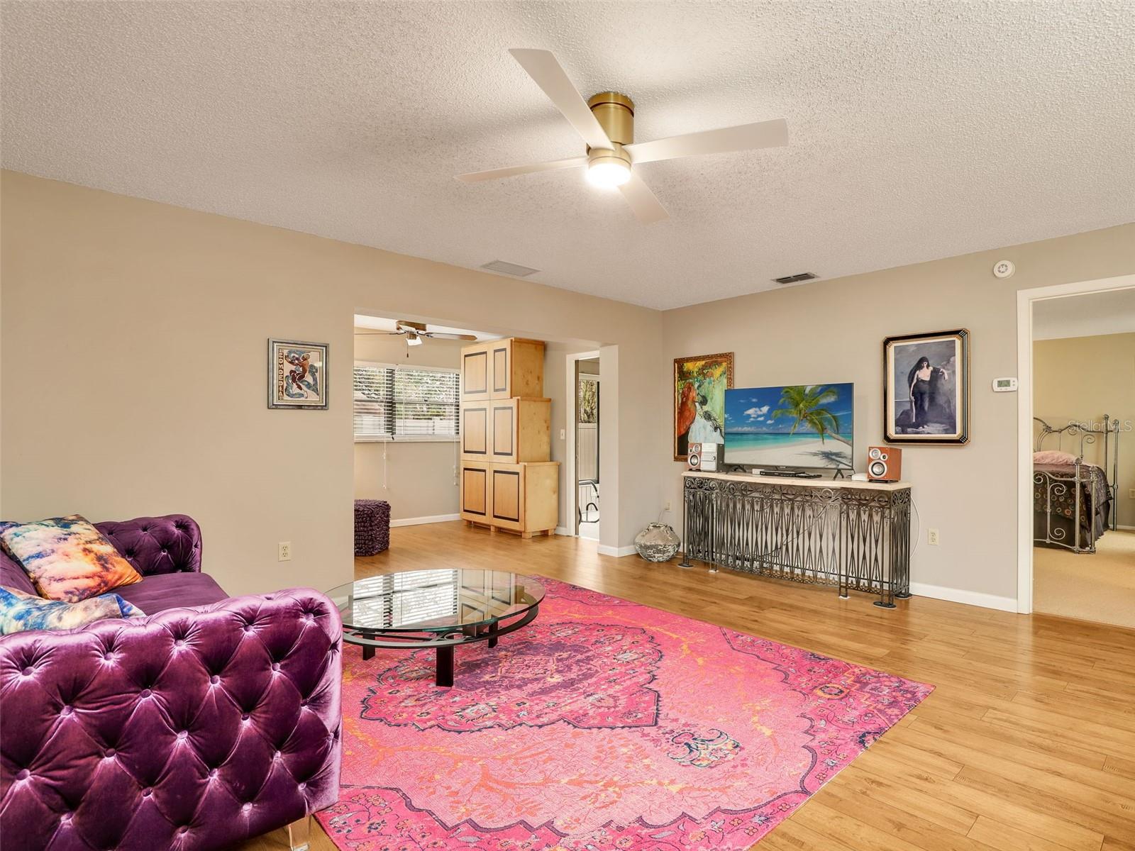 623 Oak Hill Cir #28 Property Photo 15