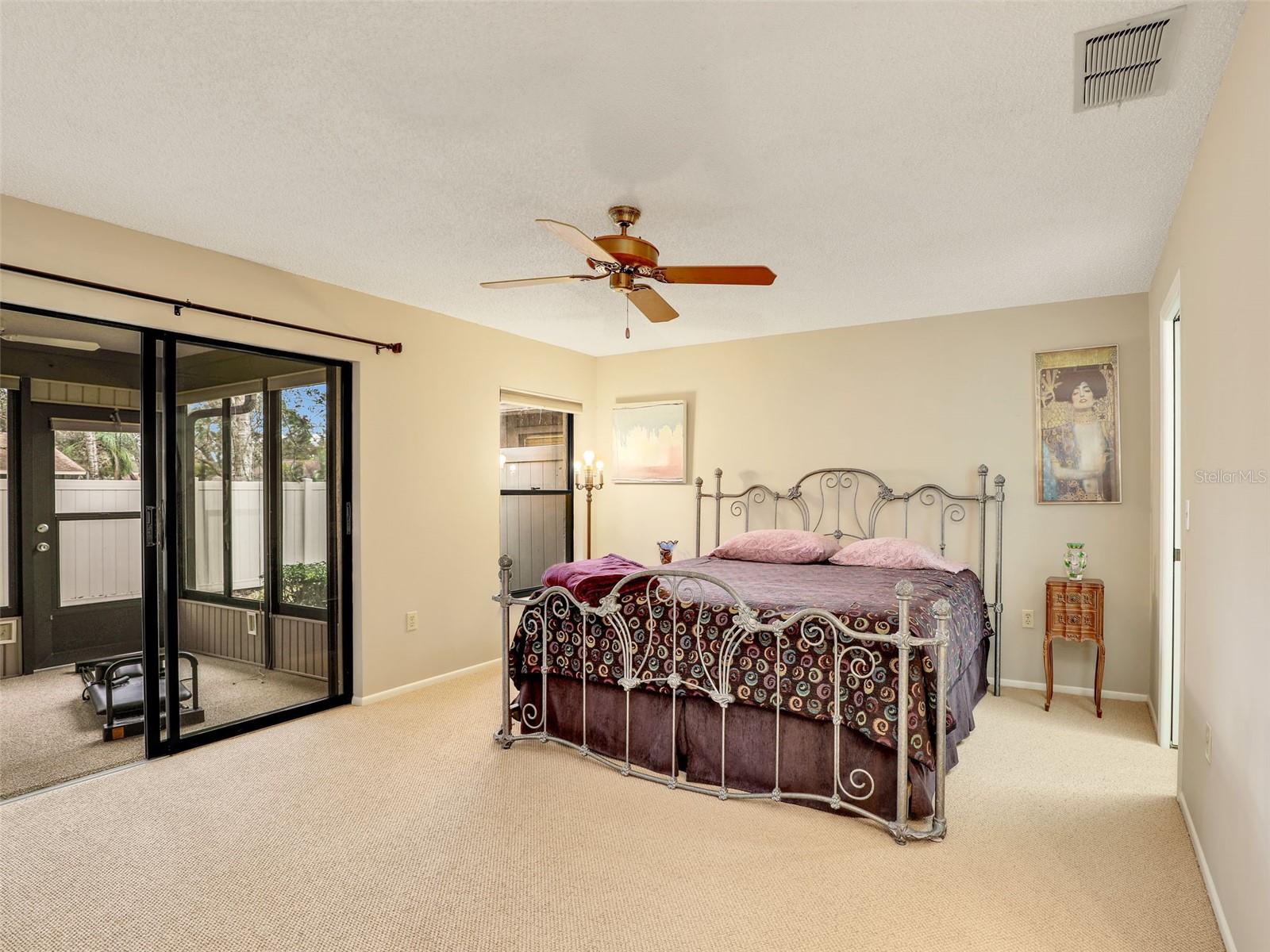 623 Oak Hill Cir #28 Property Photo 21