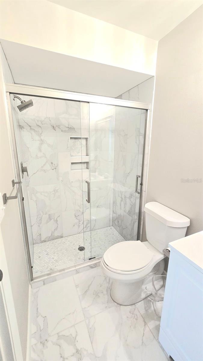 623 Oak Hill Cir #28 Property Photo 26