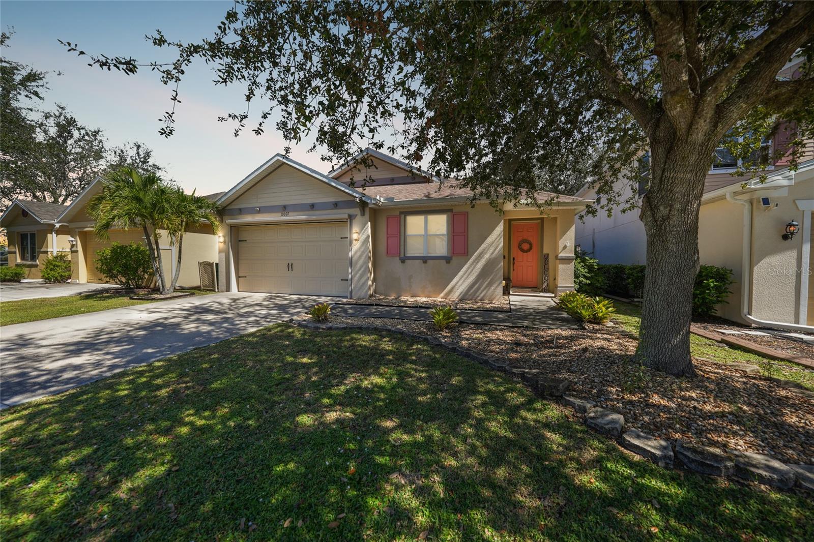 10007 Winding River Rd Property Photo 1