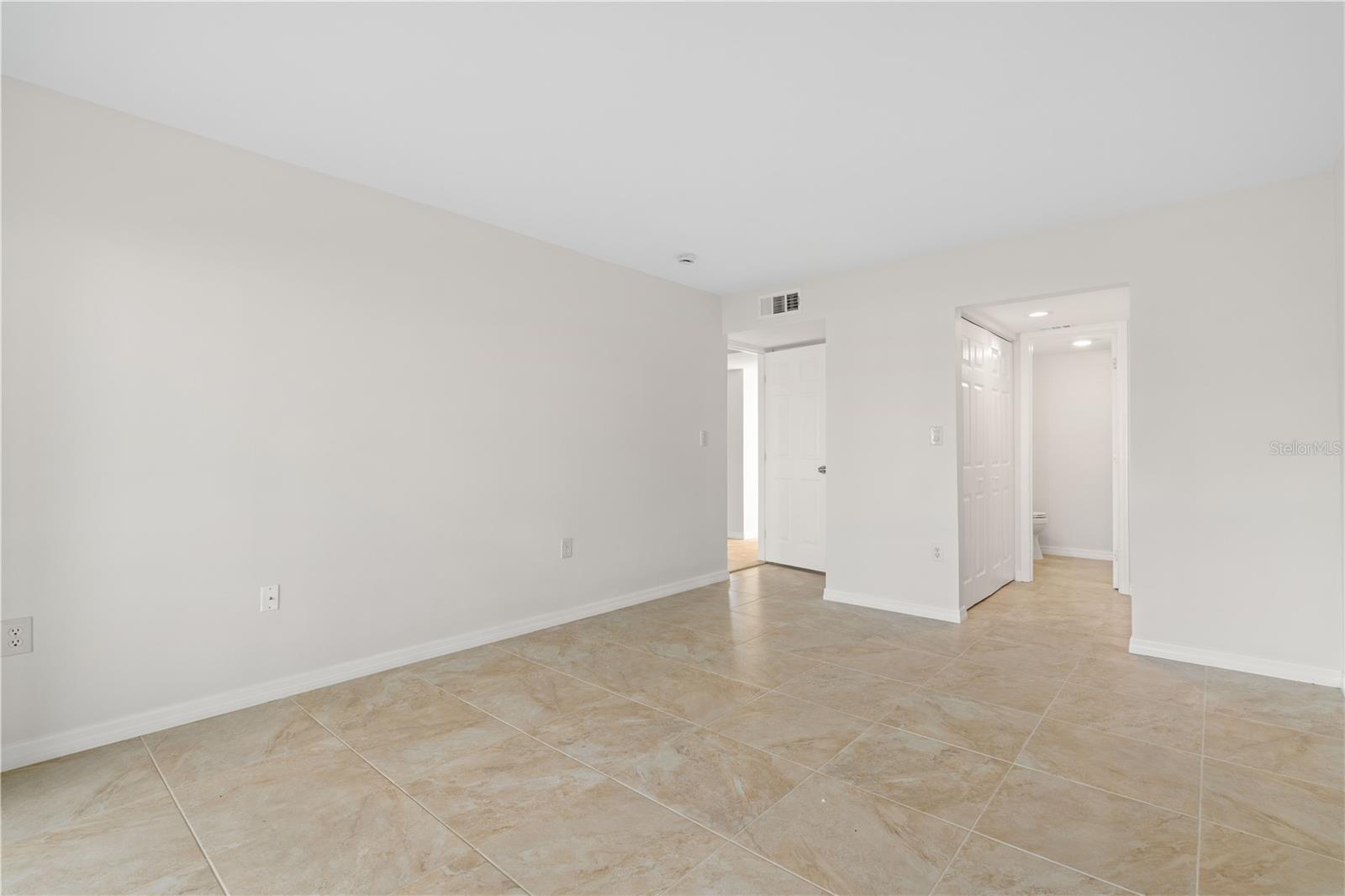 1080 Bal Harbor Blvd #11b Property Photo 25