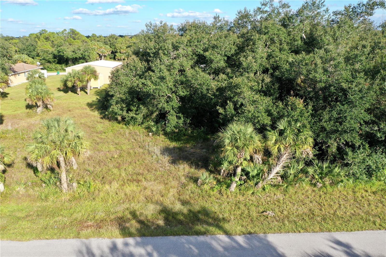 454 LEONA ST Property Photo 1