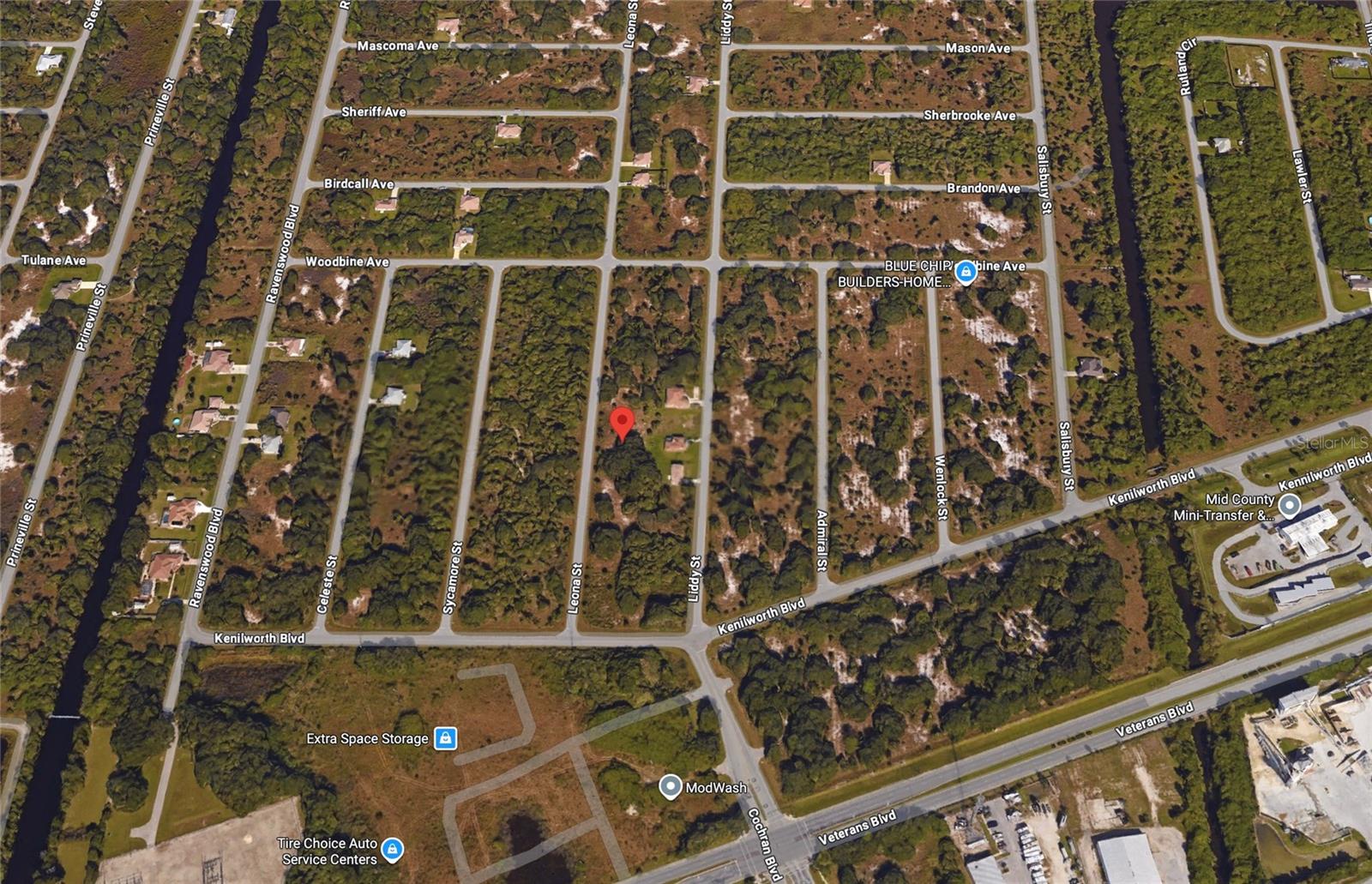 454 Leona St Property Photo 17