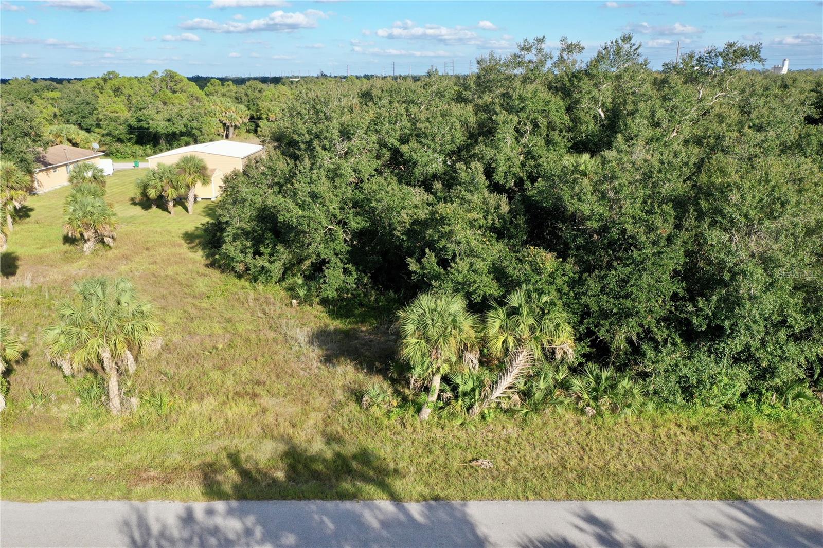 454 Leona St Property Photo 25