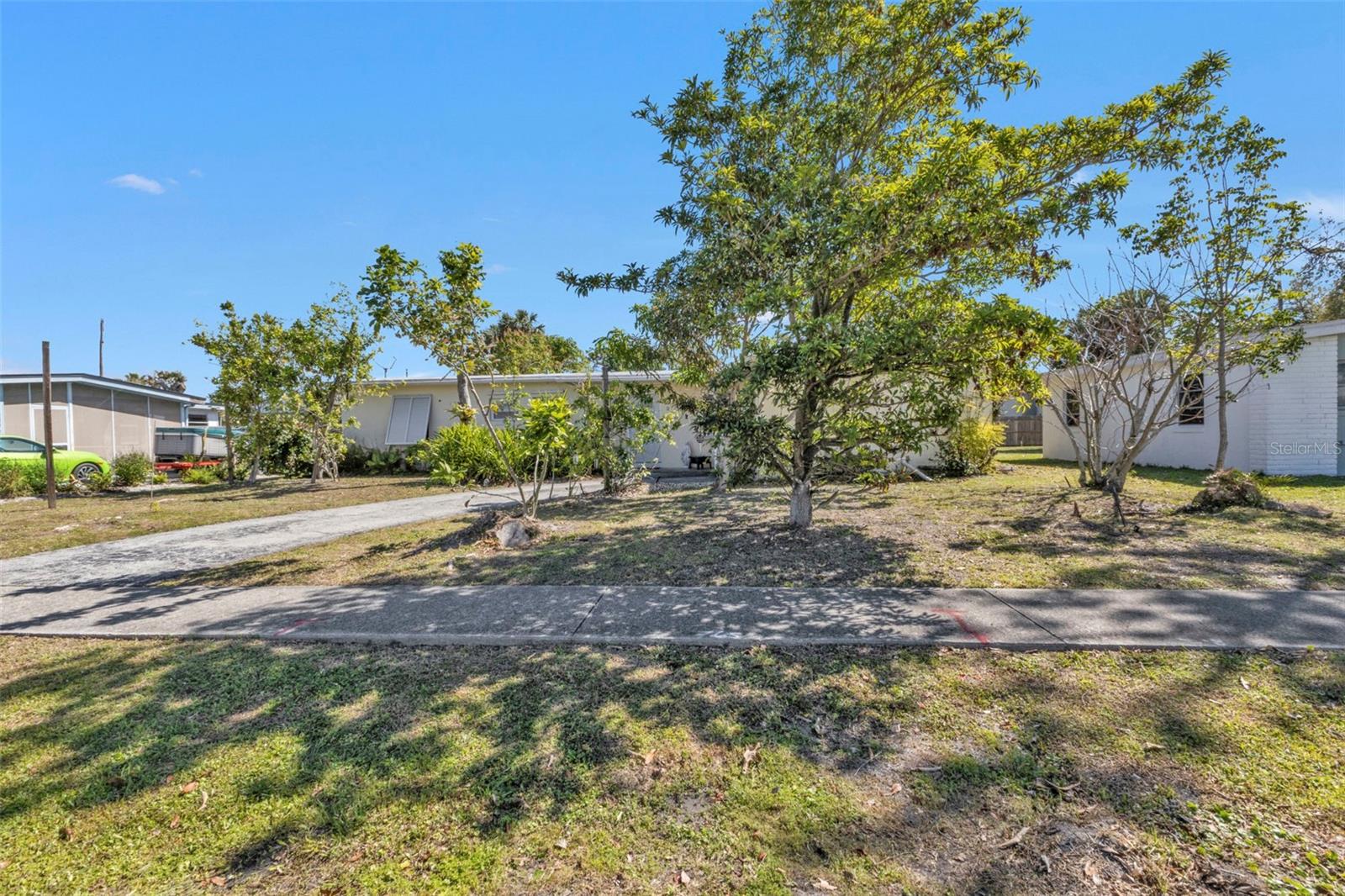 2440 Ednor St Property Photo 3