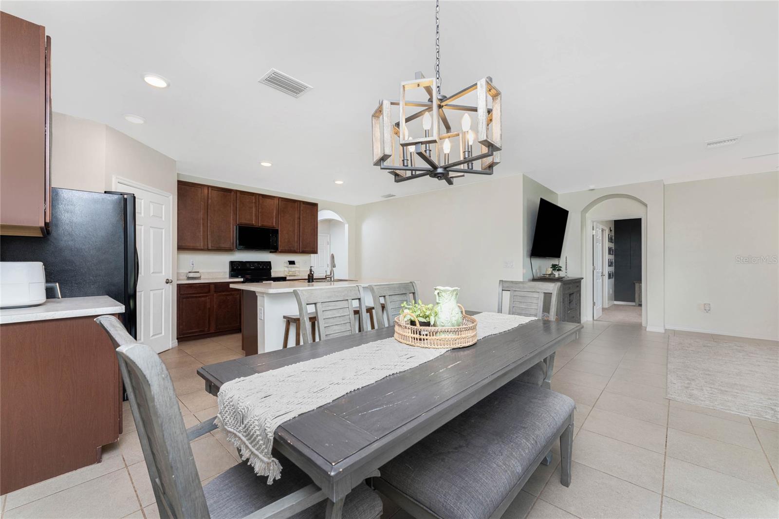 450 Porto Alegre St Property Photo 20