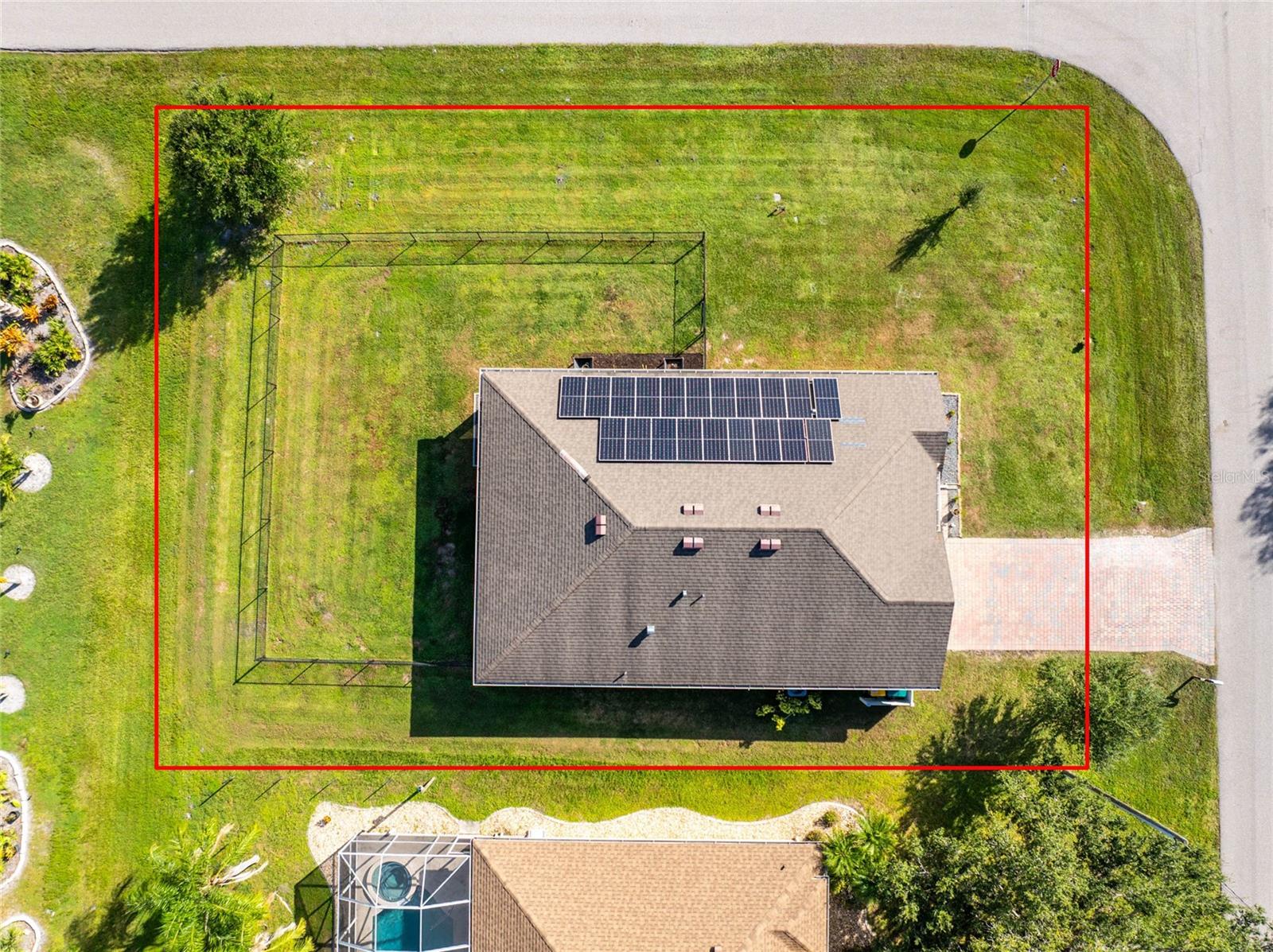 450 Porto Alegre St Property Photo 53