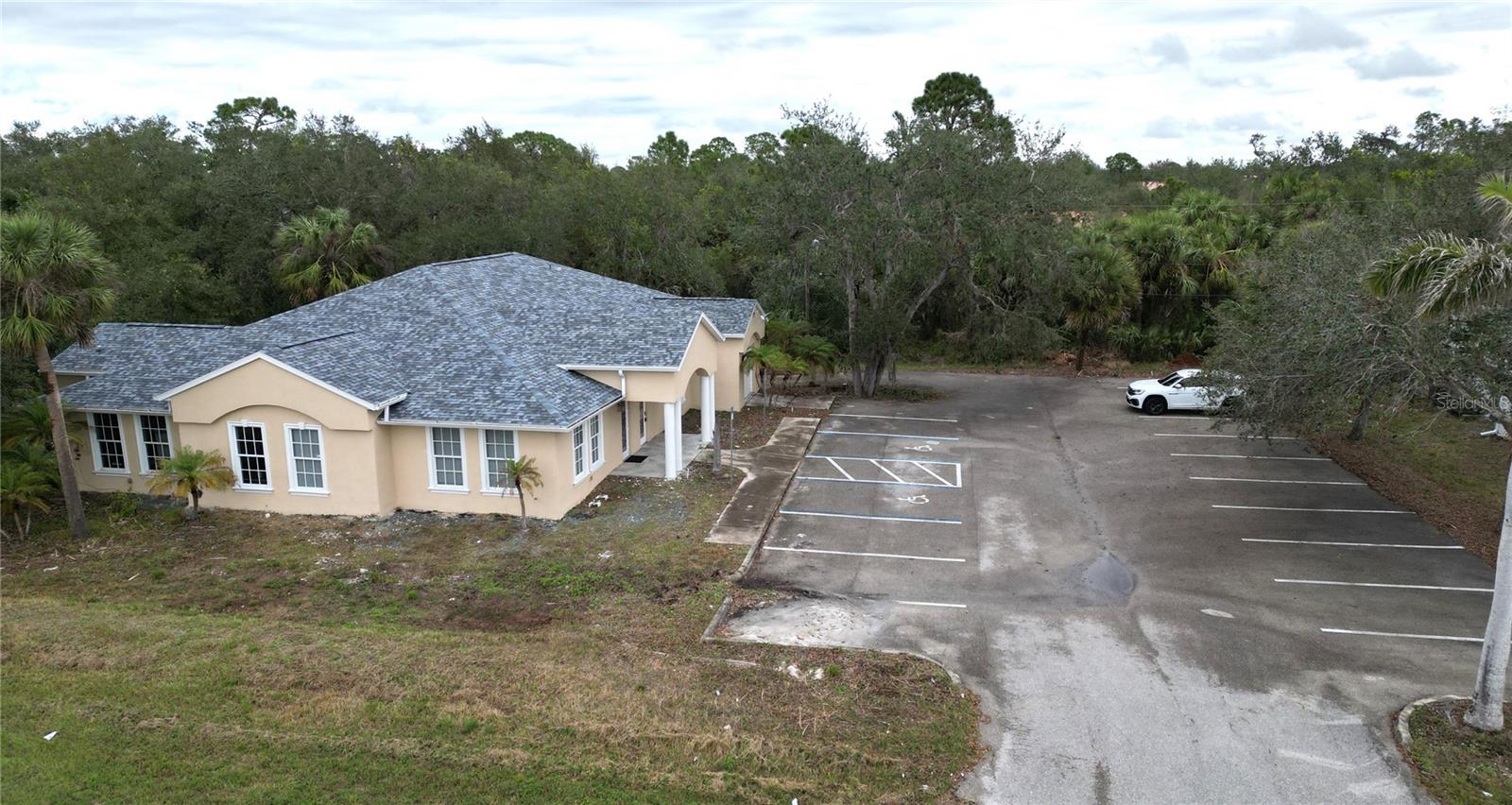 17880 Toledo Blade Blvd Property Photo 15