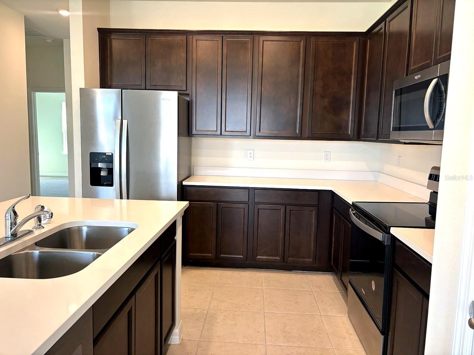 2363 Selenia St Property Photo 3
