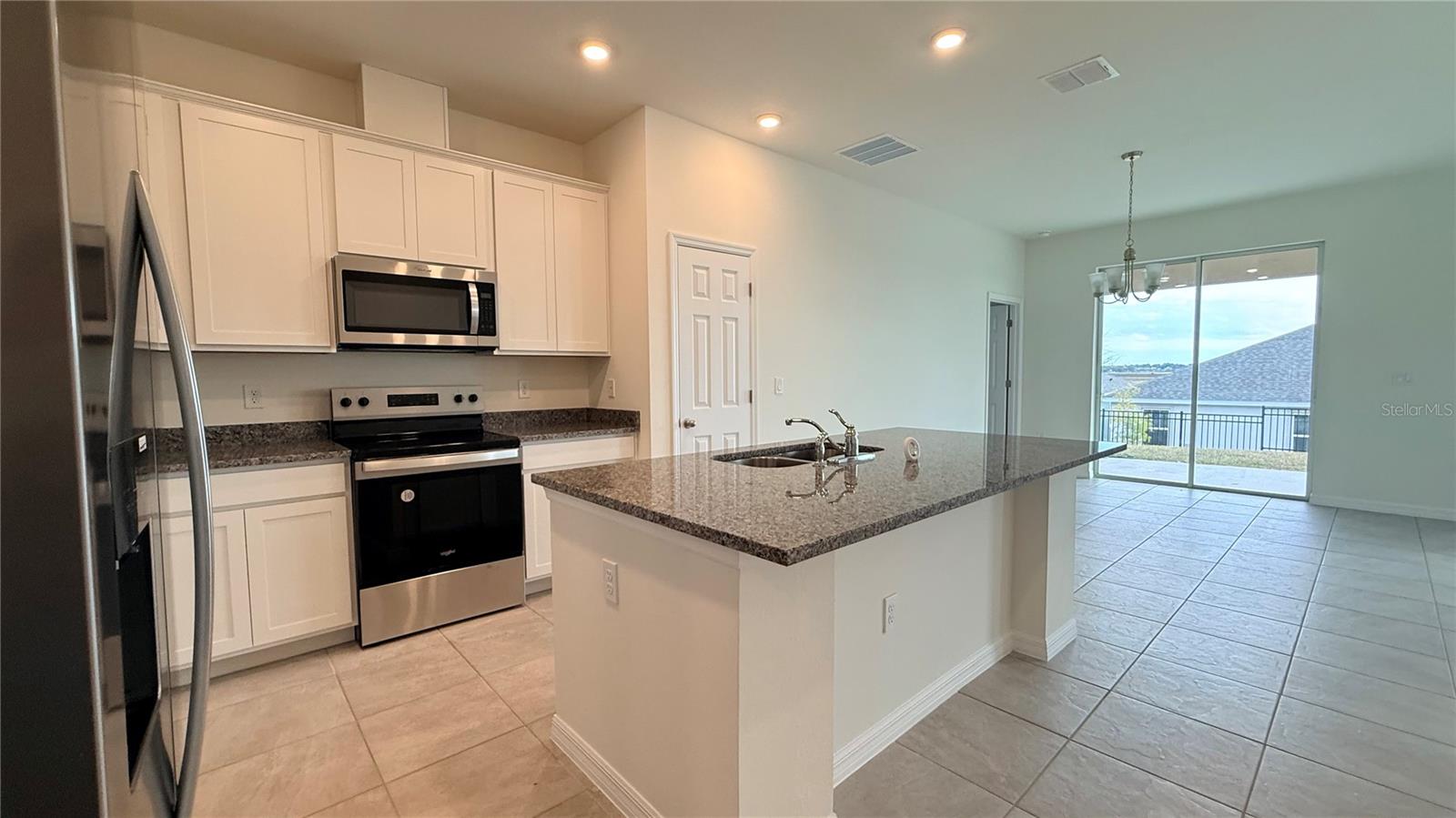 2334 Selenia St Property Photo 2
