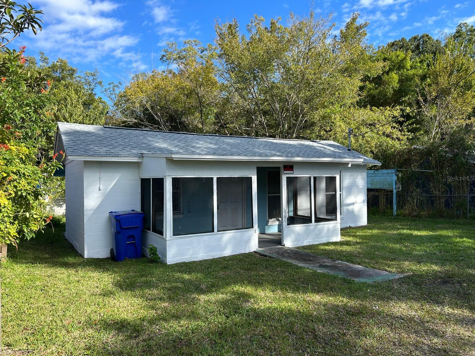 250 S Nassau St Property Photo 1