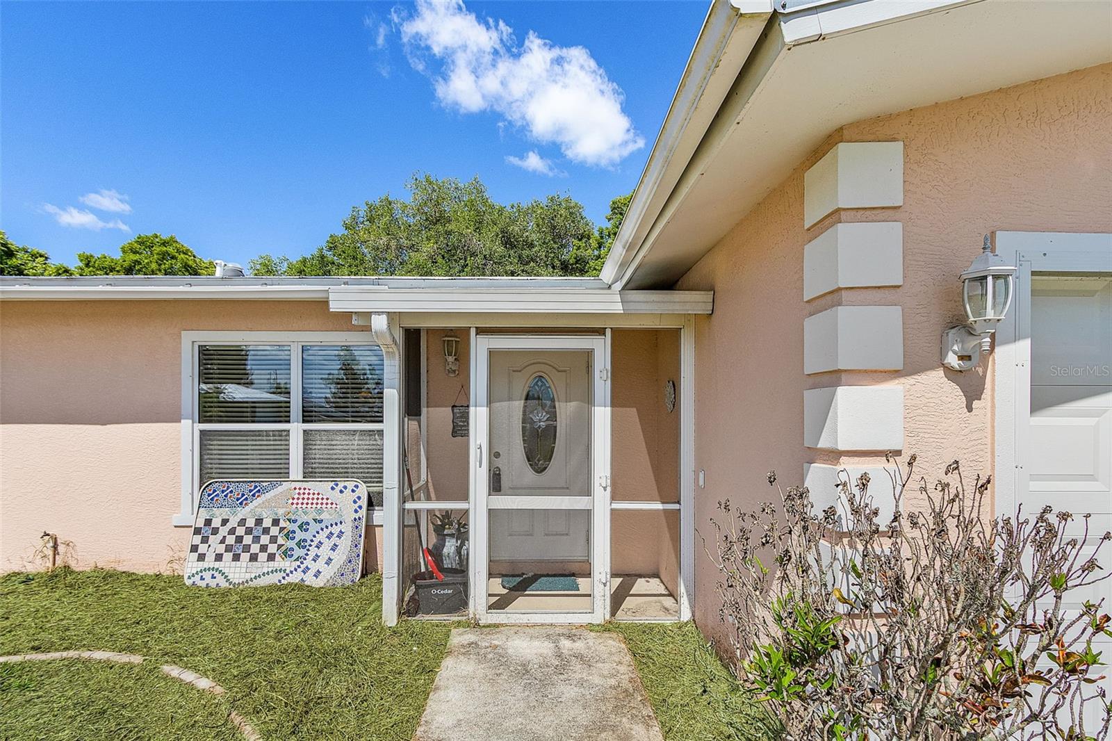 11337 Sw Pine Ave Property Photo 2