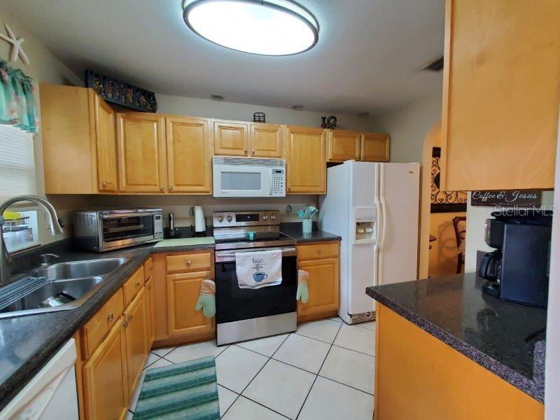 3233 Wood Thrush Dr #24a Property Photo 6